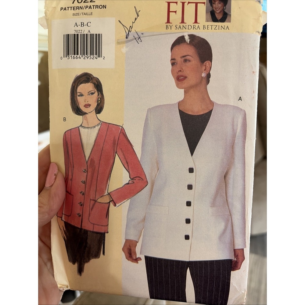 Vogue 7022 Today’s Fit Sandra Betzina Jacket Sewing Pattern Uncut Size ABC 1999